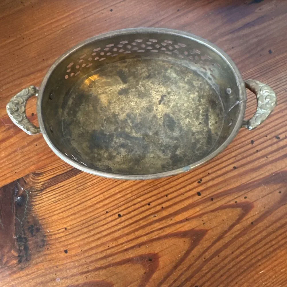 Vintage Brass Oval  Tray/Basket With Handles 7.5” x 4.5” x 1.75”